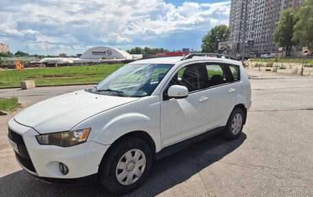 Mitsubishi Outlander III рестайлинг 3, 2011 год, 820 000 рублей, 19 фотография