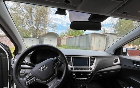 Hyundai Solaris II рестайлинг, 2019 год, 1 450 000 рублей, 10 фотография
