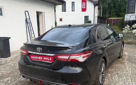 Toyota Camry, 2023 год, 3 600 000 рублей, 5 фотография