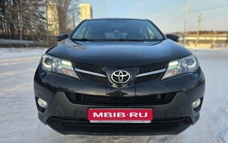 Toyota RAV4, 2014 год, 2 200 000 рублей, 2 фотография