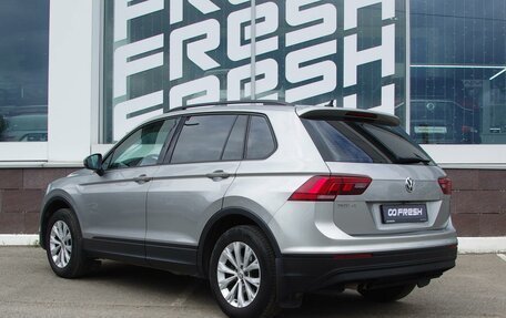 Volkswagen Tiguan II, 2020 год, 2 550 000 рублей, 2 фотография