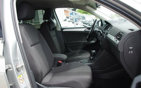 Volkswagen Tiguan II, 2020 год, 2 550 000 рублей, 10 фотография