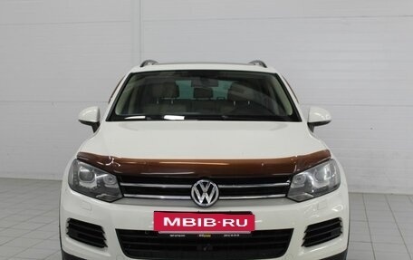 Volkswagen Touareg III, 2011 год, 1 560 000 рублей, 2 фотография