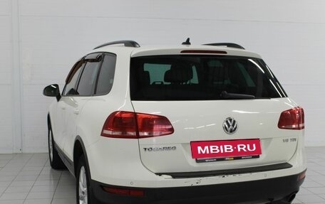 Volkswagen Touareg III, 2011 год, 1 560 000 рублей, 8 фотография