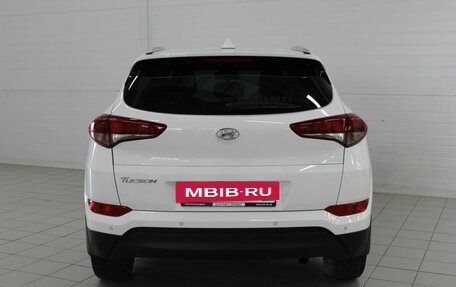 Hyundai Tucson III, 2016 год, 1 780 000 рублей, 10 фотография
