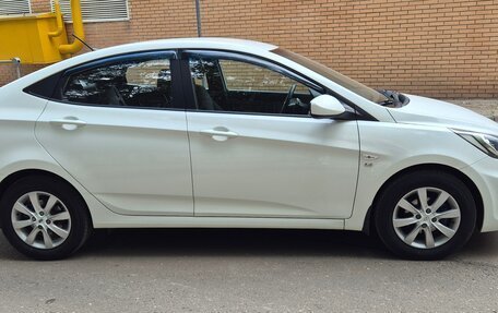Hyundai Solaris II рестайлинг, 2014 год, 890 000 рублей, 4 фотография