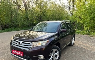Toyota Highlander III, 2012 год, 2 200 000 рублей, 1 фотография