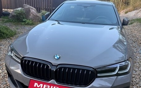 BMW 5 серия, 2020 год, 5 200 000 рублей, 2 фотография