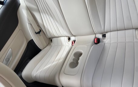 Mercedes-Benz E-Класс, 2020 год, 4 800 000 рублей, 27 фотография