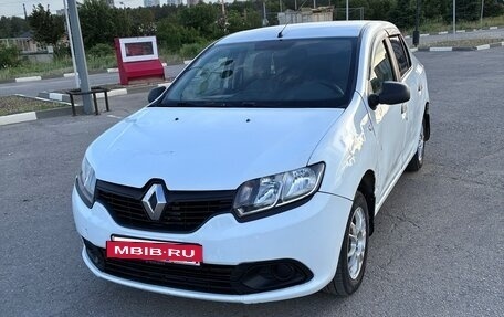 Renault Logan II, 2015 год, 340 000 рублей, 2 фотография