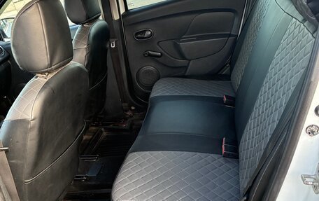 Renault Logan II, 2015 год, 340 000 рублей, 10 фотография