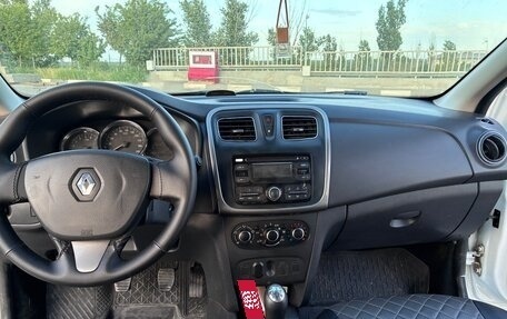 Renault Logan II, 2015 год, 340 000 рублей, 11 фотография