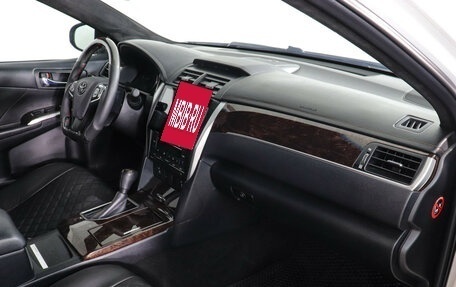 Toyota Camry, 2016 год, 1 997 000 рублей, 10 фотография