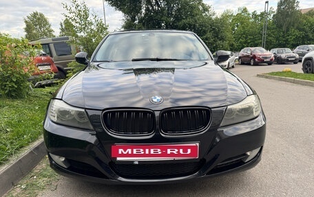 BMW 3 серия, 2009 год, 800 000 рублей, 2 фотография