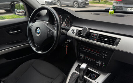 BMW 3 серия, 2009 год, 800 000 рублей, 9 фотография