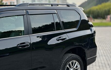 Toyota Land Cruiser Prado 150 рестайлинг 2, 2018 год, 5 970 000 рублей, 3 фотография
