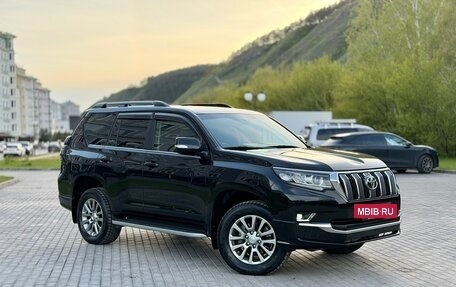 Toyota Land Cruiser Prado 150 рестайлинг 2, 2018 год, 5 970 000 рублей, 12 фотография