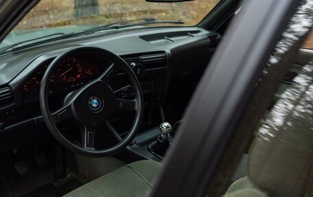 BMW 3 серия, 1984 год, 370 000 рублей, 15 фотография