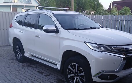 Mitsubishi Pajero Sport III рестайлинг, 2017 год, 2 400 000 рублей, 1 фотография