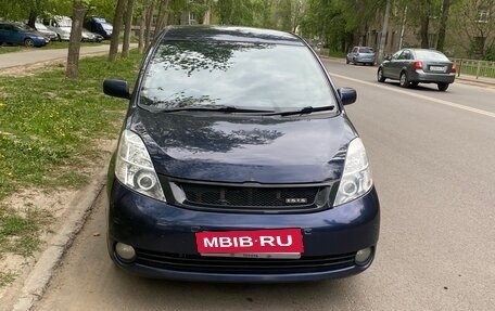 Toyota ISis I, 2005 год, 765 000 рублей, 2 фотография