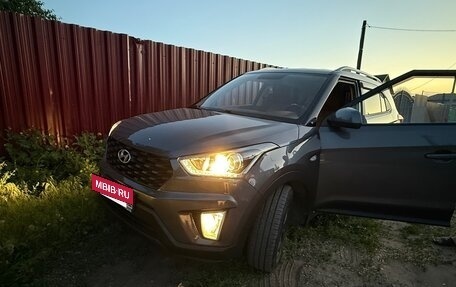 Hyundai Creta I рестайлинг, 2021 год, 2 350 000 рублей, 5 фотография