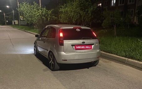 Ford Fiesta, 2003 год, 205 000 рублей, 3 фотография