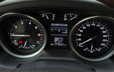 Toyota Land Cruiser 200, 2013 год, 3 900 000 рублей, 9 фотография
