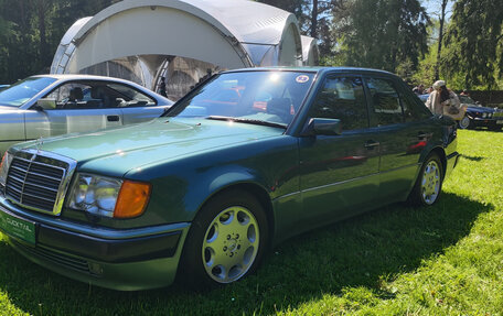 Mercedes-Benz W124, 1992 год, 17 500 000 рублей, 2 фотография