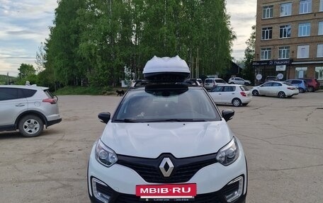 Renault Kaptur I рестайлинг, 2017 год, 1 650 000 рублей, 2 фотография