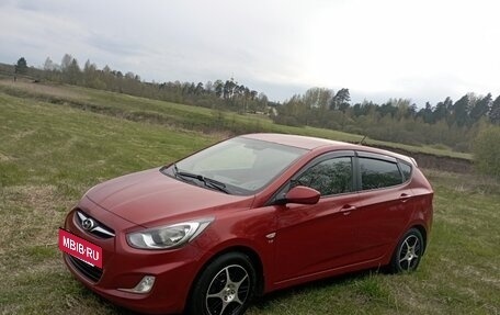Hyundai Solaris II рестайлинг, 2012 год, 850 000 рублей, 2 фотография