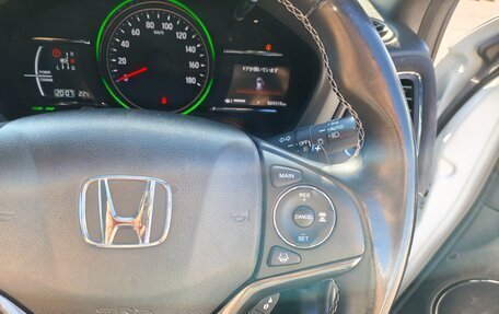 Honda Vezel, 2018 год, 2 000 000 рублей, 10 фотография