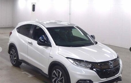 Honda Vezel, 2018 год, 2 000 000 рублей, 40 фотография