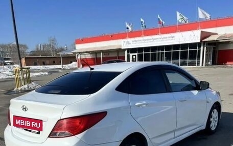 Hyundai Solaris II рестайлинг, 2013 год, 700 000 рублей, 7 фотография