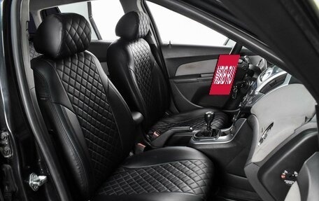 Chevrolet Cruze II, 2013 год, 909 000 рублей, 8 фотография