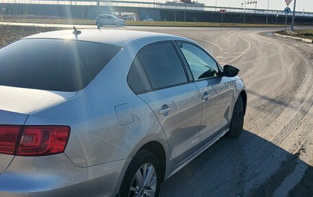 Volkswagen Jetta VI, 2013 год, 950 000 рублей, 1 фотография