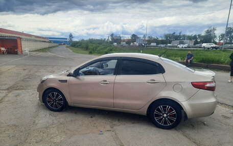 KIA Rio III рестайлинг, 2013 год, 620 000 рублей, 1 фотография