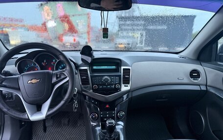 Chevrolet Cruze II, 2010 год, 485 000 рублей, 13 фотография