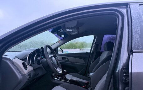 Chevrolet Cruze II, 2010 год, 485 000 рублей, 11 фотография