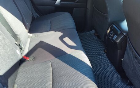 Toyota Land Cruiser Prado 150 рестайлинг 2, 2016 год, 3 350 000 рублей, 5 фотография