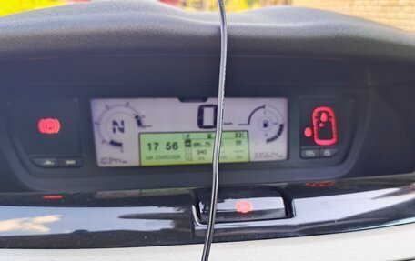 Citroen C4 Picasso II рестайлинг, 2009 год, 780 000 рублей, 8 фотография