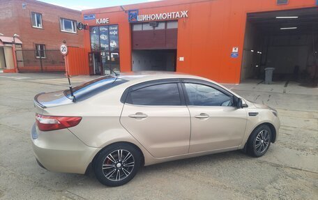 KIA Rio III рестайлинг, 2013 год, 620 000 рублей, 3 фотография