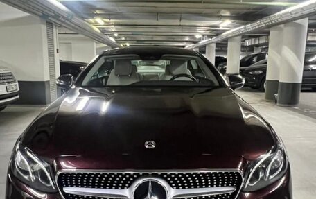 Mercedes-Benz E-Класс, 2018 год, 4 350 000 рублей, 5 фотография