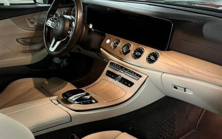 Mercedes-Benz E-Класс, 2018 год, 4 350 000 рублей, 2 фотография