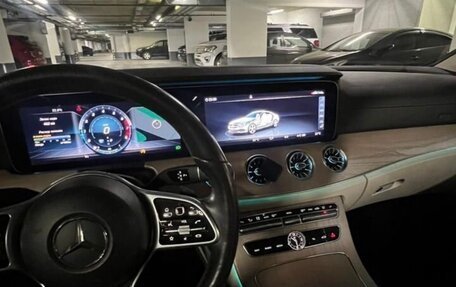 Mercedes-Benz E-Класс, 2018 год, 4 350 000 рублей, 14 фотография