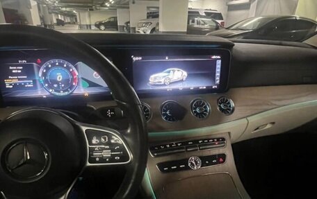 Mercedes-Benz E-Класс, 2018 год, 4 350 000 рублей, 16 фотография