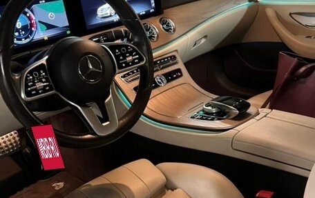 Mercedes-Benz E-Класс, 2018 год, 4 350 000 рублей, 15 фотография