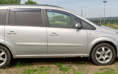 Opel Zafira B, 2007 год, 325 000 рублей, 3 фотография