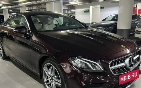Mercedes-Benz E-Класс, 2018 год, 4 350 000 рублей, 21 фотография