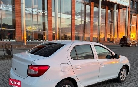 Renault Logan II, 2017 год, 460 000 рублей, 4 фотография