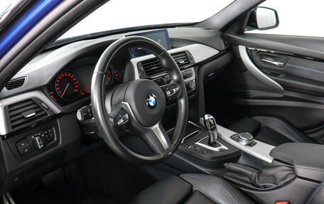 BMW 3 серия, 2018 год, 3 997 000 рублей, 12 фотография
